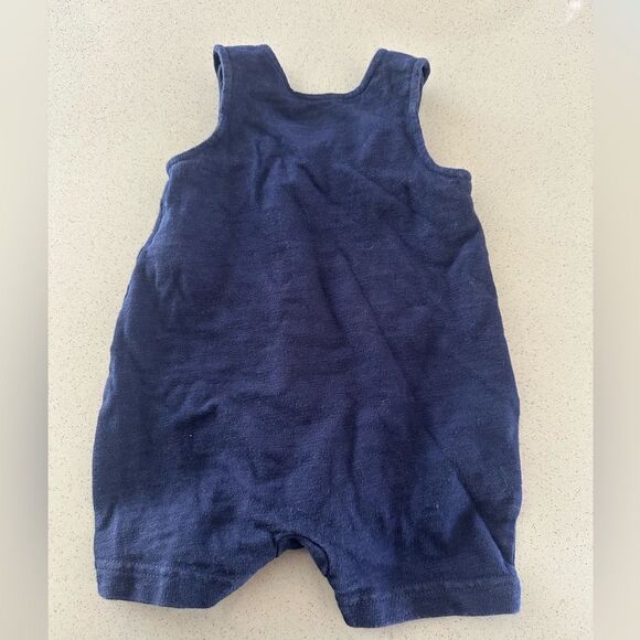 Baby Gap navy blue short sleeve romper size 6-12 months - Picture 2 of 3